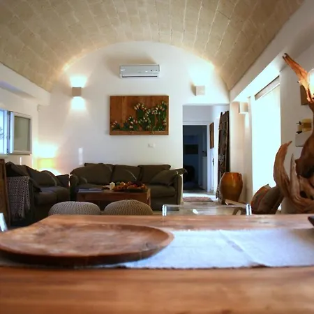 וילה Sleeps 8 Pool Air Con *